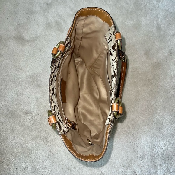 Coach Signature Vintage Tote Bag - Picture 6 of 14